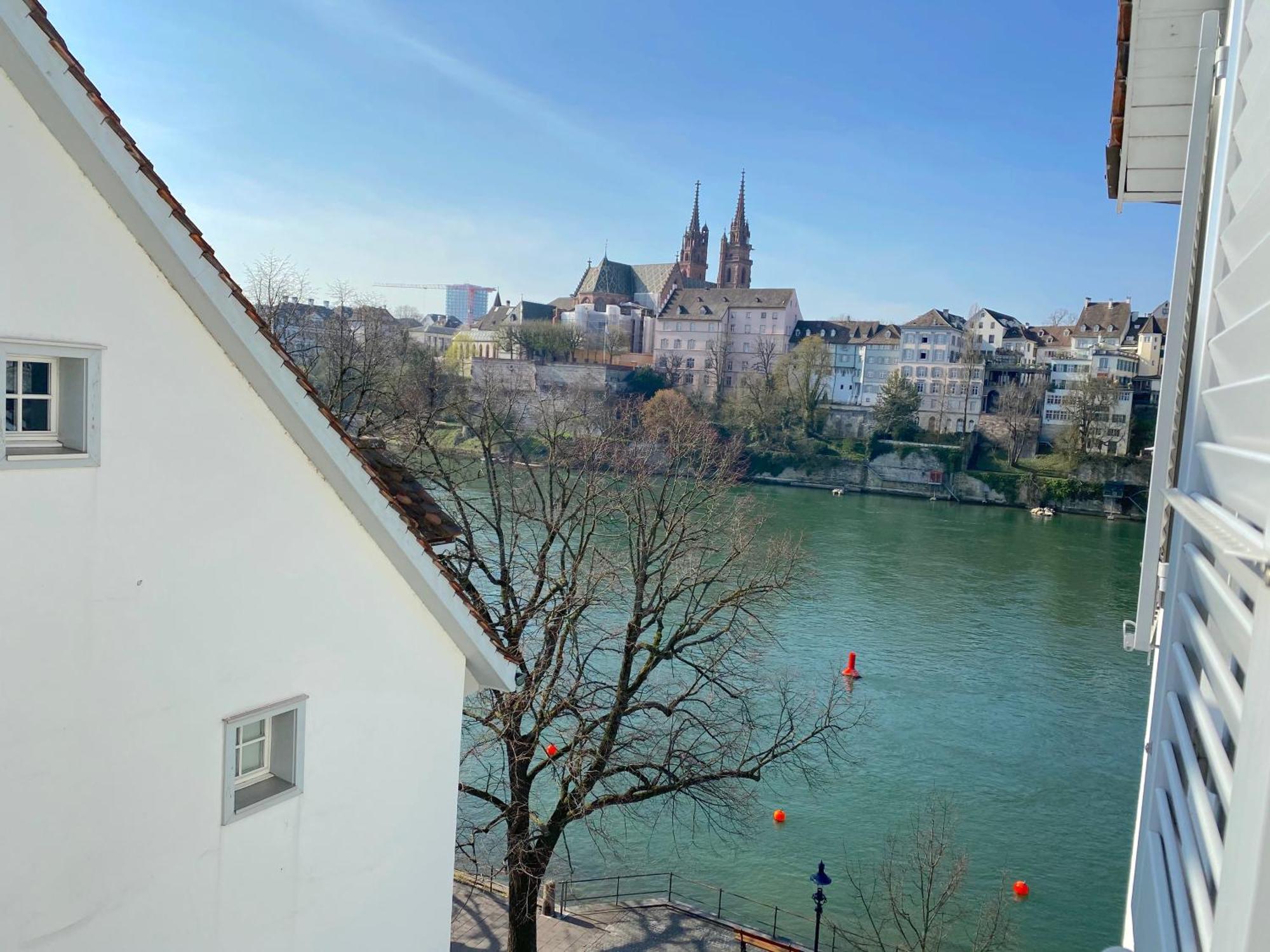 Riverside * Basel