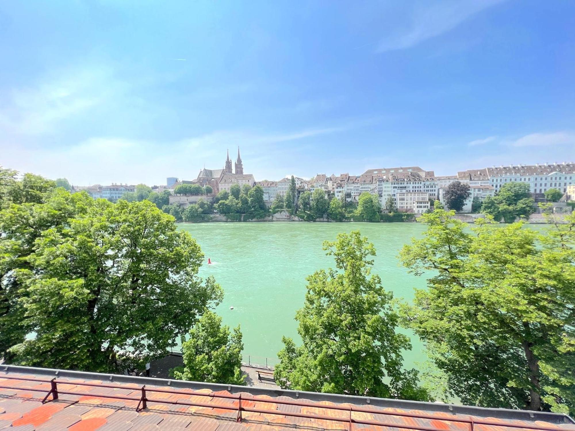 Riverside * Basel