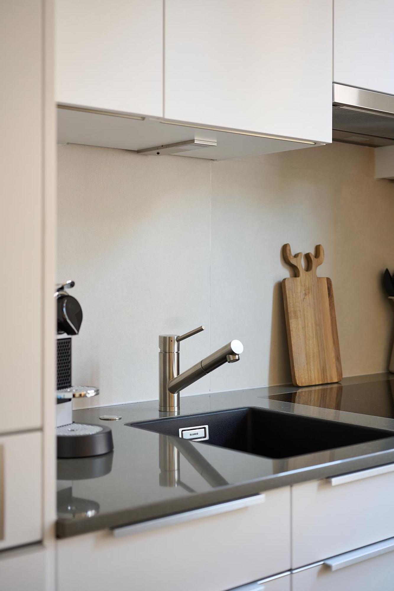 Riverside Apartment *
